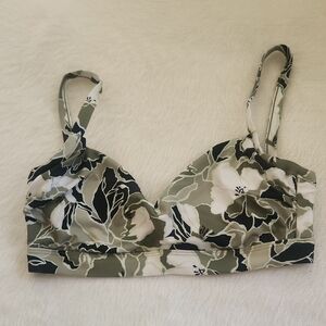 Victorias Secret 32DD Floral Camouflage Bralette EUC